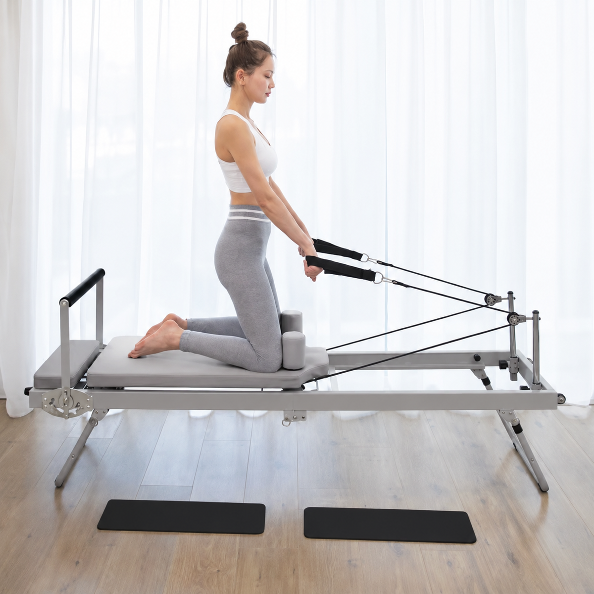 Pilate reformer gris en action
